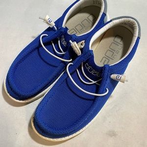 Hey dude shoes men’s size 10